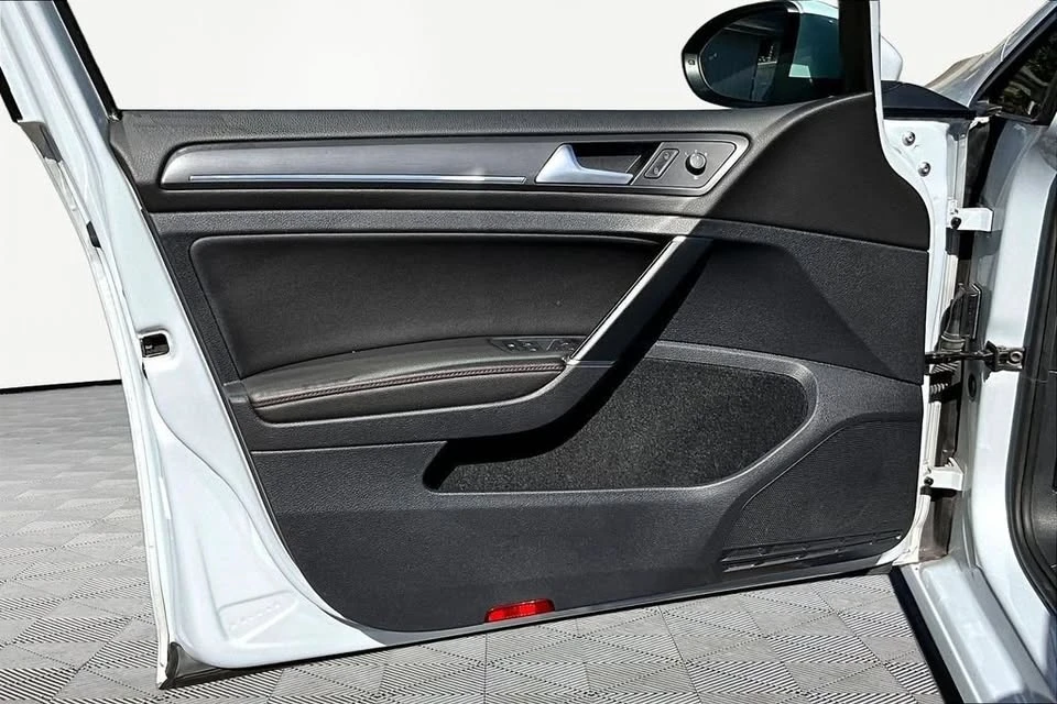 2019 Volkswagen GTI Mk7 - Image 18 of 20