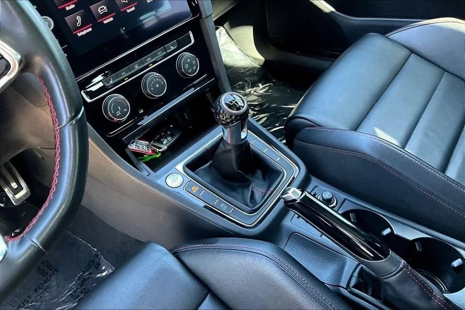 2019 Volkswagen GTI Mk7 - Image 16 of 20