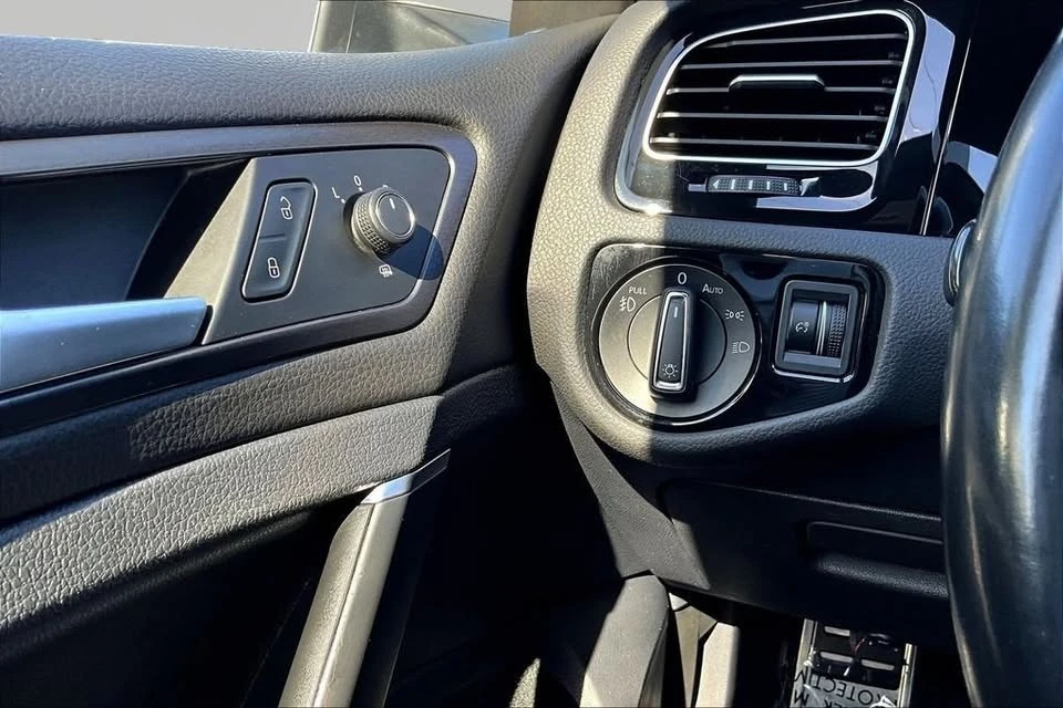 2019 Volkswagen GTI Mk7 - Image 10 of 20