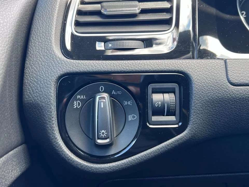2019 Volkswagen GTI Mk7 - Image 14 of 20