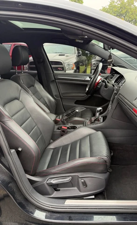 2019 Volkswagen GTI Mk7 - Image 9 of 16