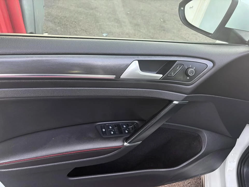 2019 Volkswagen GTI Mk7 - Image 11 of 20