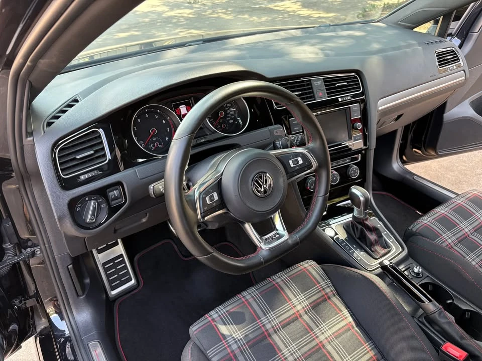 2019 Volkswagen GTI Mk7 - Image 14 of 20