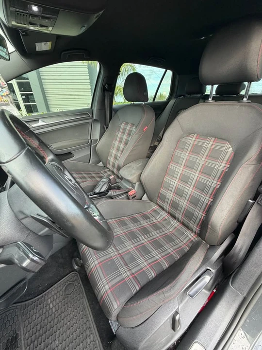 2019 Volkswagen GTI Mk7 - Image 10 of 16