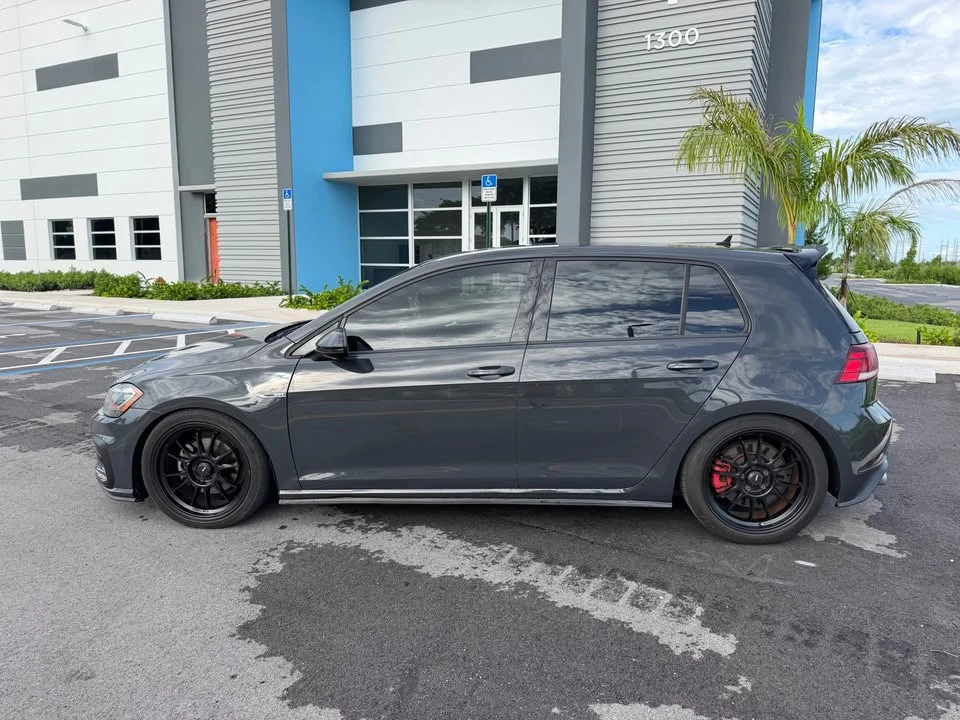 2019 Volkswagen GTI Mk7 - Image 9 of 16