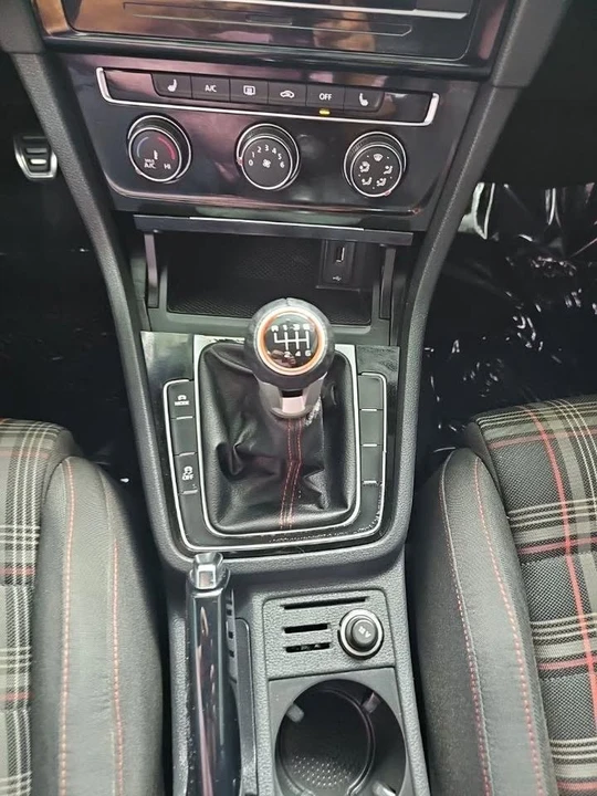 2019 Volkswagen GTI Mk7 - Image 15 of 20