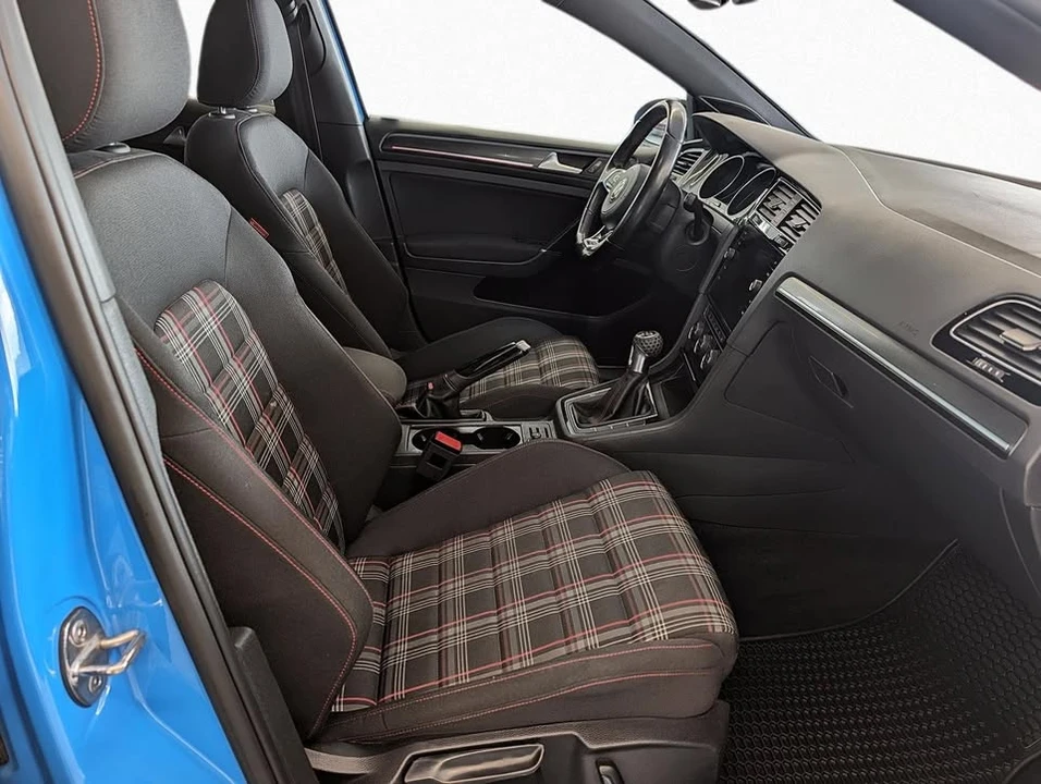 2019 Volkswagen GTI Mk7 - Image 19 of 19