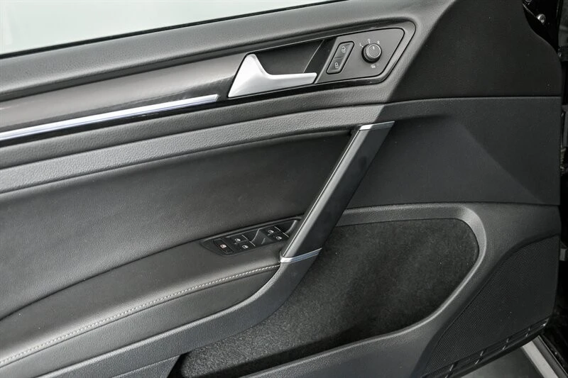 2019 Volkswagen Golf R Mk7 - Image 13 of 26