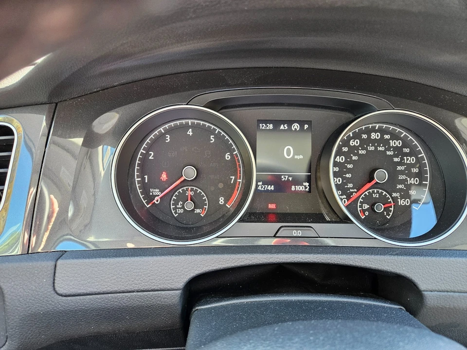 2019 Volkswagen Golf Mk7 - Image 8 of 12