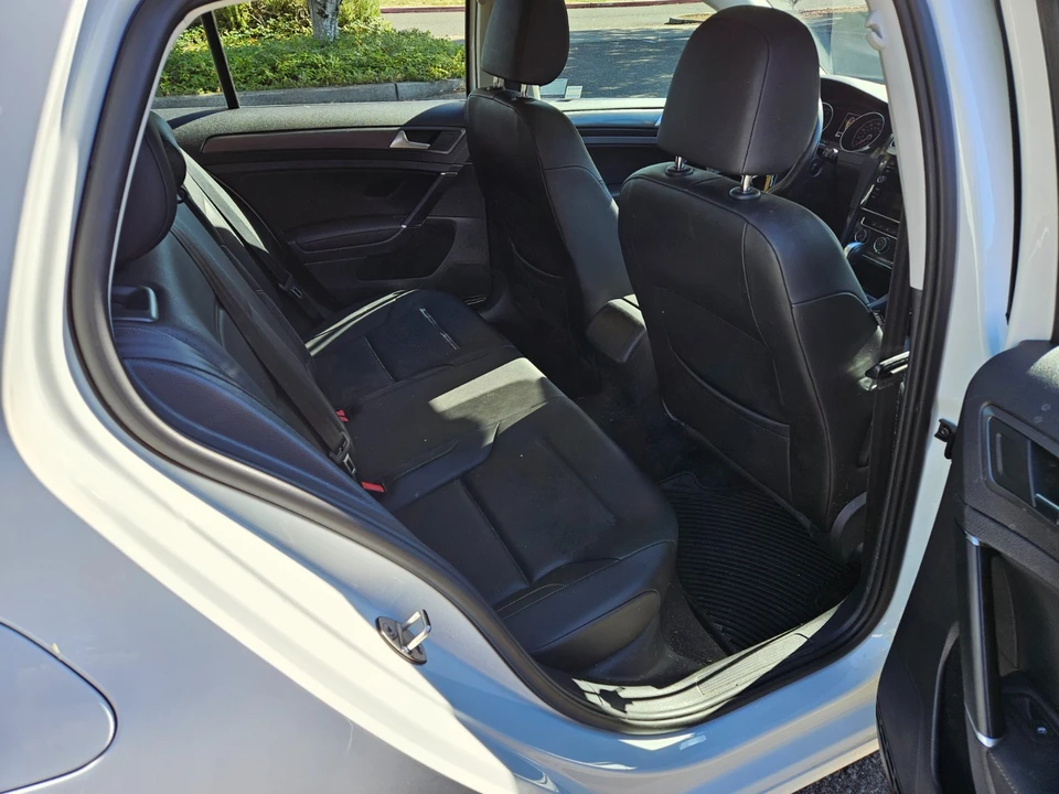 2019 Volkswagen Golf Mk7 - Image 10 of 12