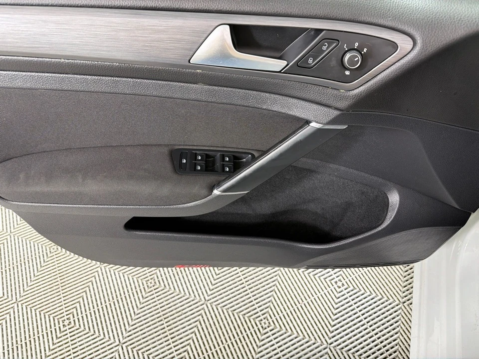 2019 Volkswagen Golf Mk7 - Image 11 of 21