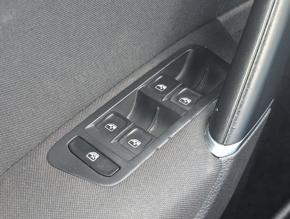 2019 Volkswagen Golf Mk7 - Image 11 of 21