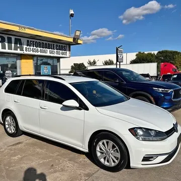 2019 Volkswagen Golf Sportwagen S