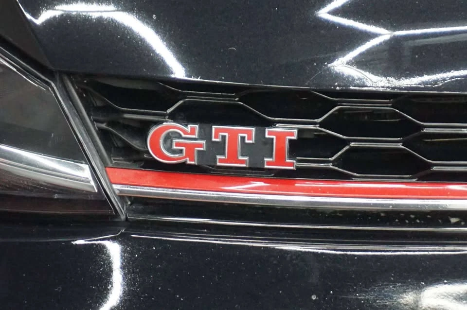 2019 Volkswagen GTI Mk7 - Image 11 of 20