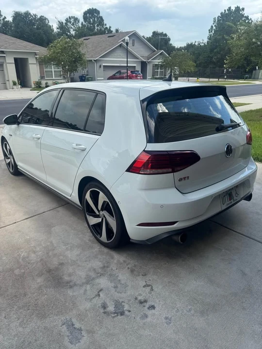 2019 Volkswagen GTI Mk7 - Image 7 of 17