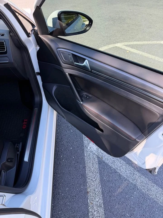 2019 Volkswagen GTI Mk7 - Image 13 of 20