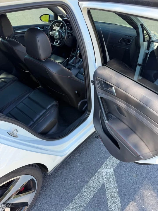 2019 Volkswagen GTI Mk7 - Image 15 of 20