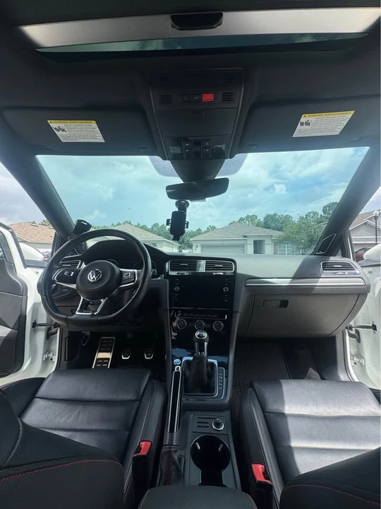 2019 Volkswagen GTI Mk7 - Image 11 of 17