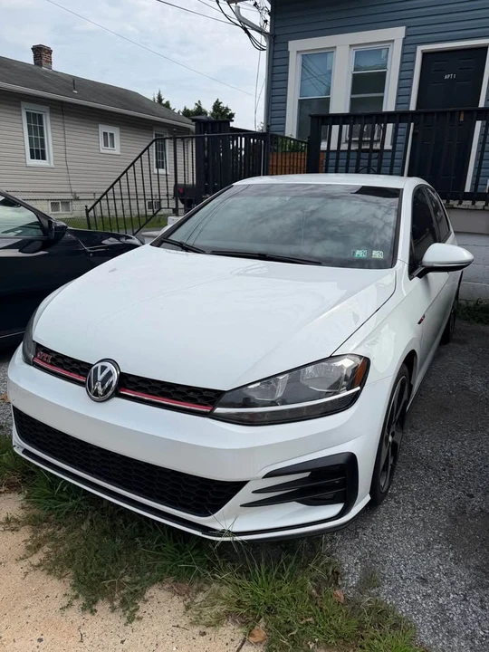 2019 Volkswagen GTI Mk7 - Image 3 of 9