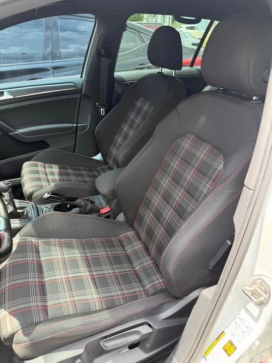 2019 Volkswagen GTI Mk7 - Image 6 of 9