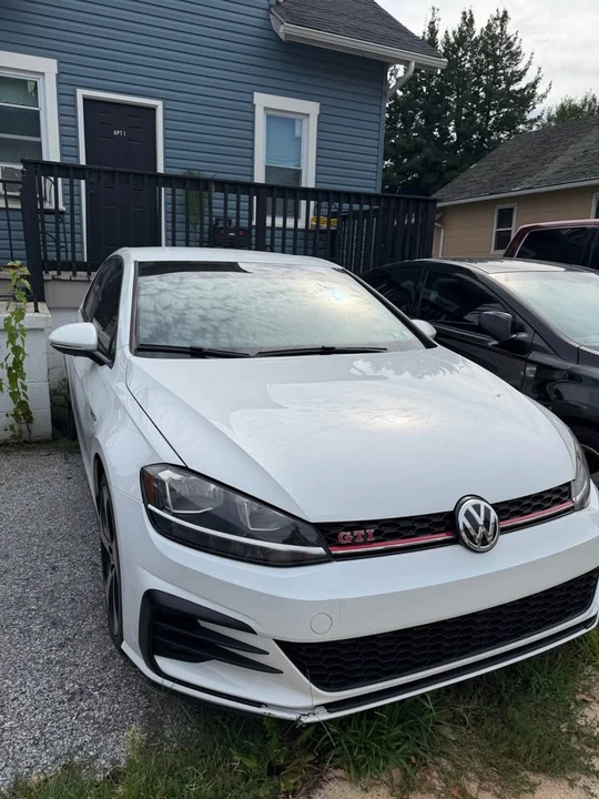 2019 Volkswagen GTI Mk7 - Image 2 of 9