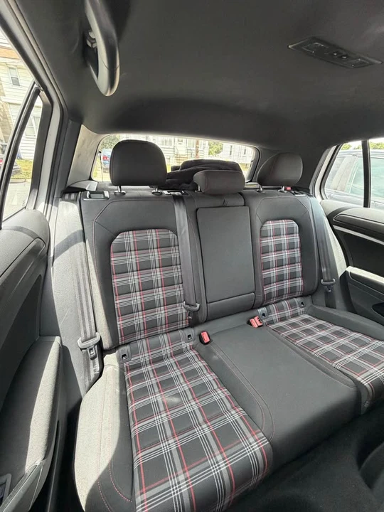 2019 Volkswagen GTI Mk7 - Image 7 of 9