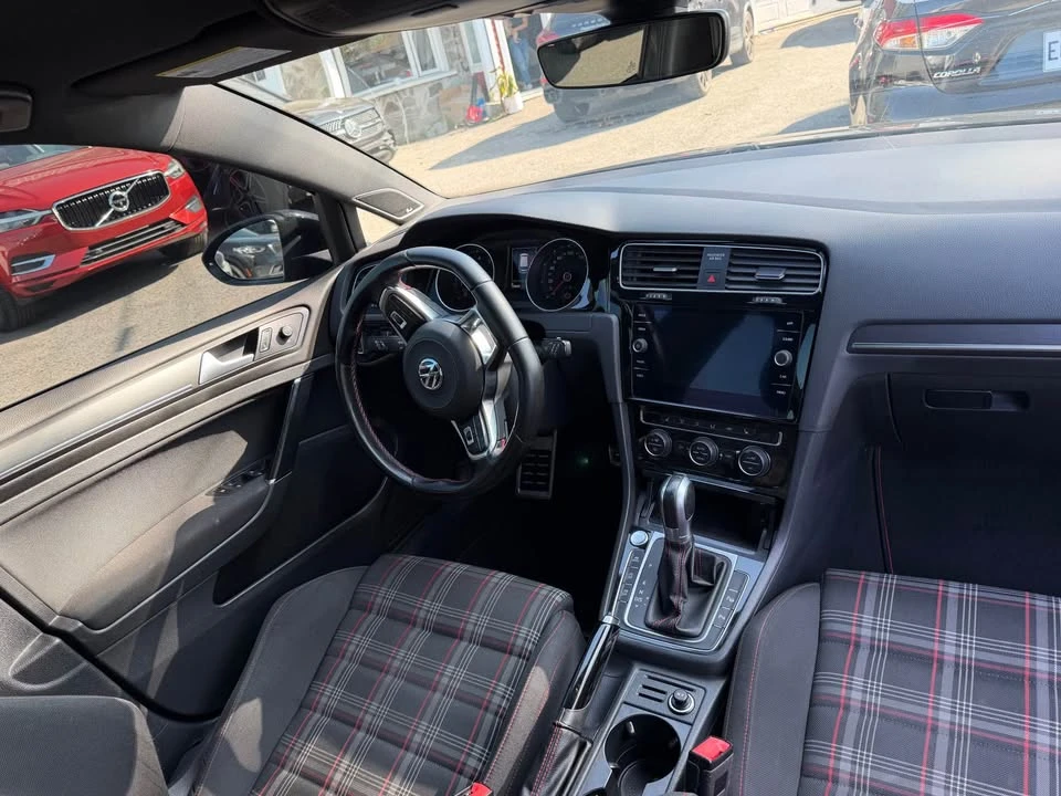 2019 Volkswagen GTI Mk7 - Image 17 of 20