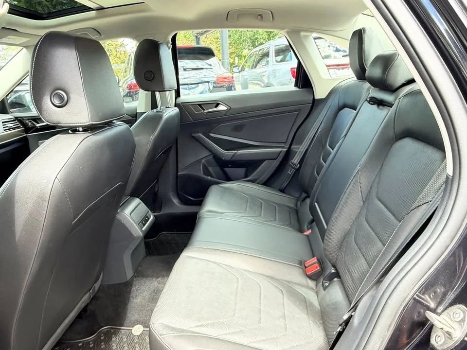 2019 Volkswagen Jetta - Image 13 of 20