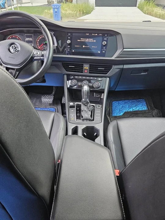 2019 Volkswagen A6 Jetta - Image 6 of 8