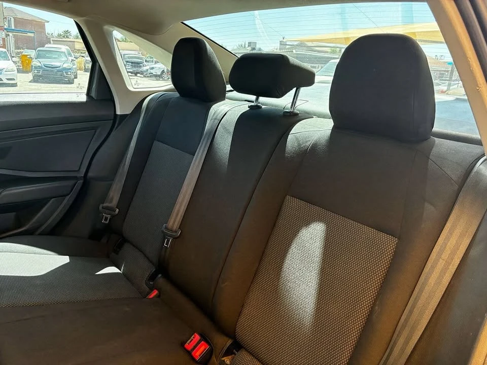 2019 Volkswagen A6 Jetta - Image 6 of 13