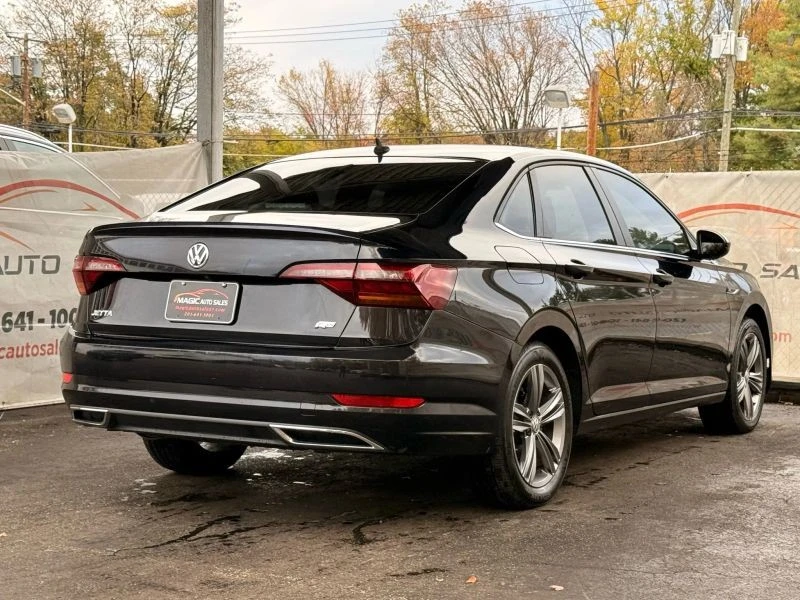 2019 Volkswagen A7 Jetta - Image 9 of 12