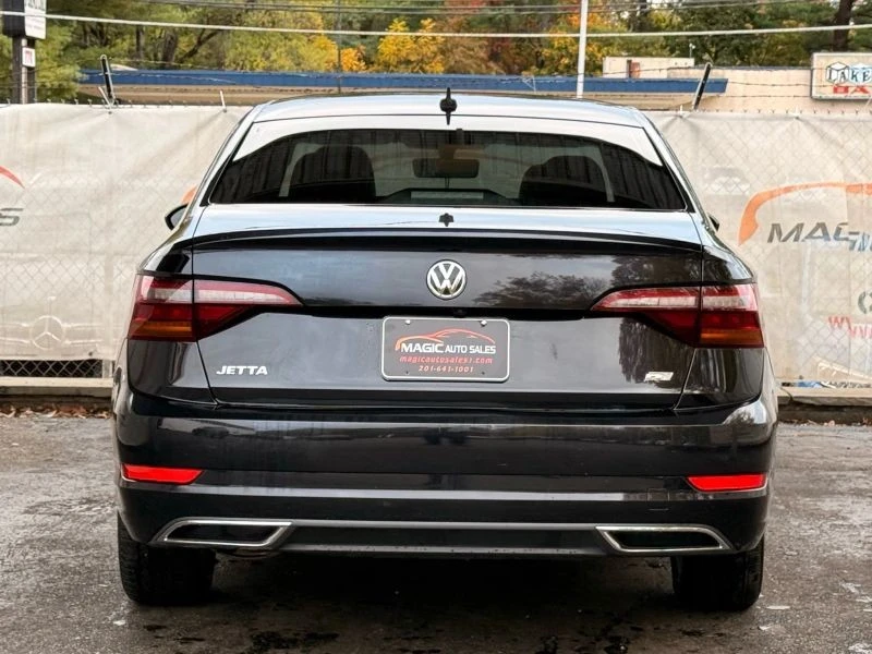 2019 Volkswagen A7 Jetta - Image 10 of 12