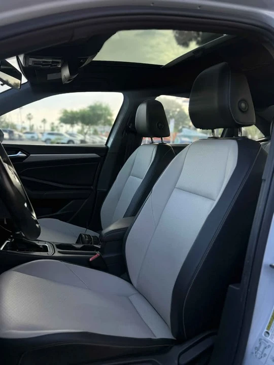 2019 Volkswagen A7 Jetta - Image 3 of 8