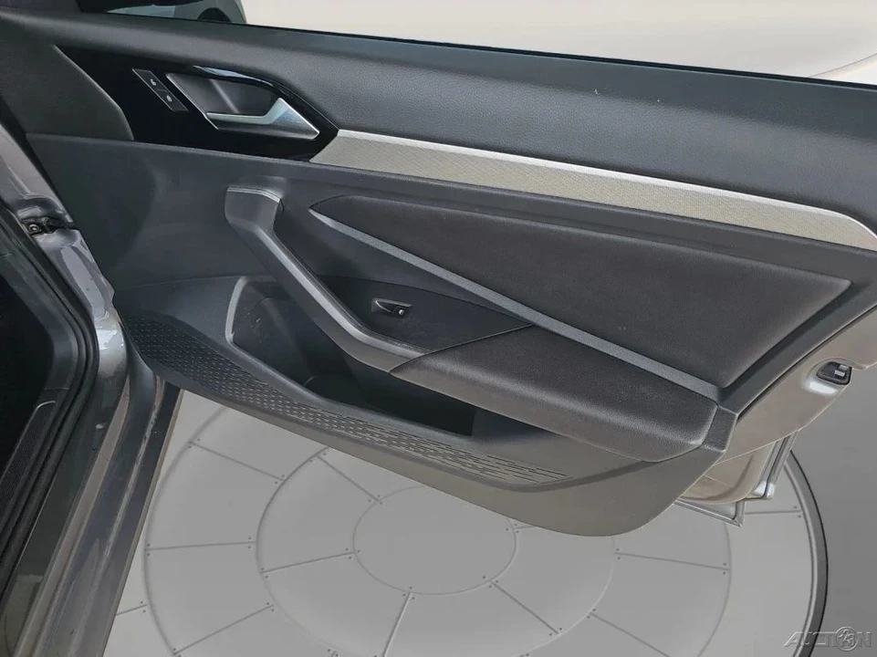 2019 Volkswagen A7 Jetta - Image 18 of 21