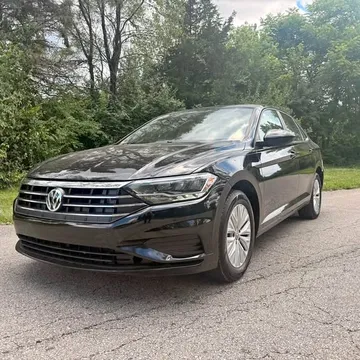 2019 Volkswagen Jetta 1.4T R-Line Sedan 4D