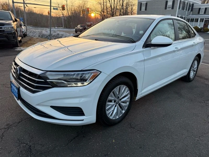 2019 Volkswagen A7 Jetta - Image 3 of 12