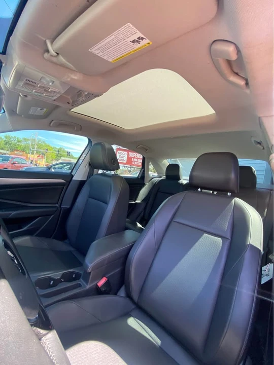 2019 Volkswagen A7 Jetta - Image 9 of 11