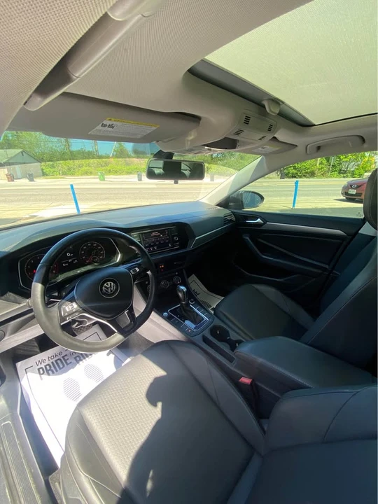 2019 Volkswagen A7 Jetta - Image 8 of 11