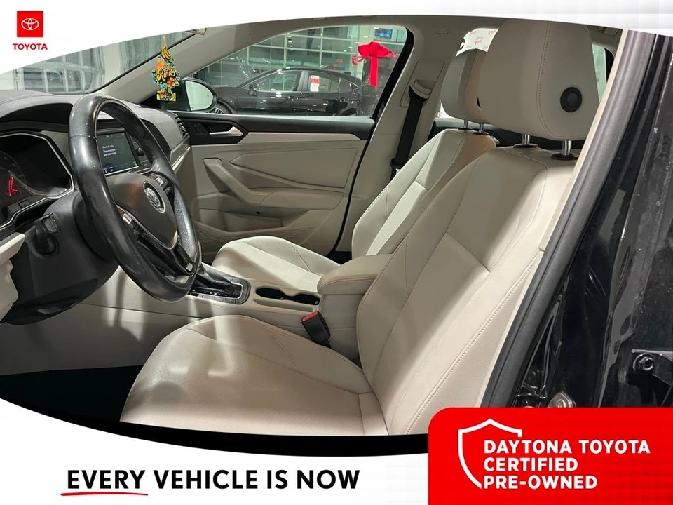 2019 Volkswagen A7 Jetta - Image 7 of 10
