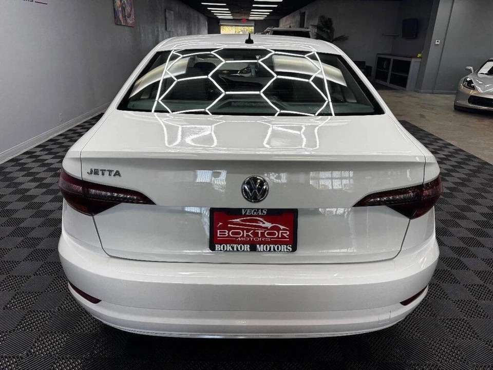 2019 Volkswagen A7 Jetta - Image 13 of 21