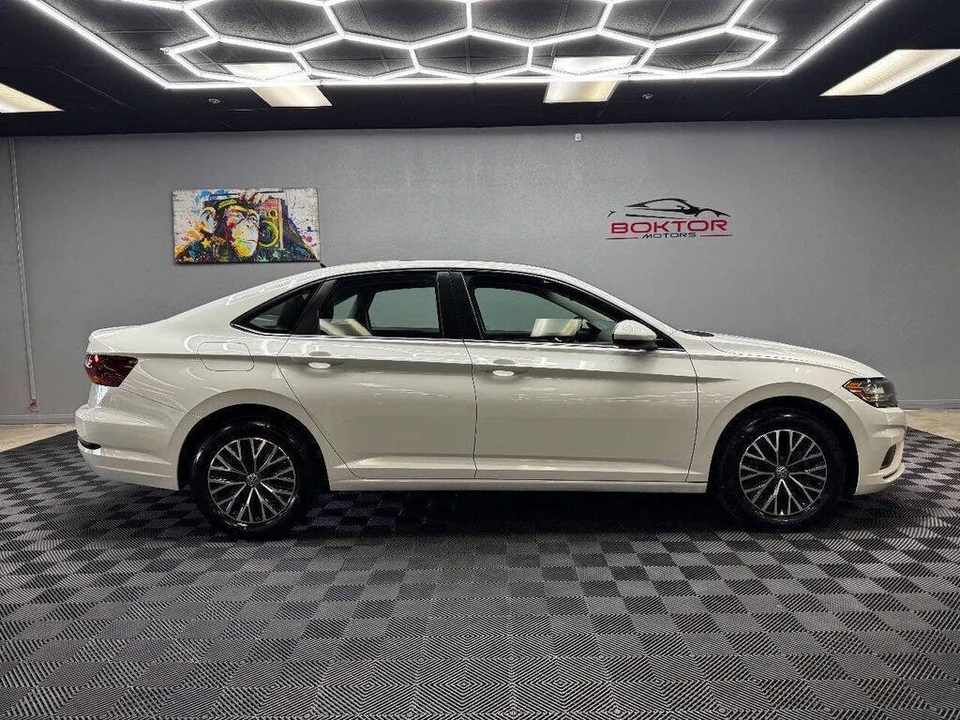 2019 Volkswagen A7 Jetta - Image 16 of 21
