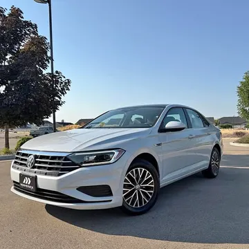 2019 Volkswagen Jetta 1.4T SEL Sedan 4D
