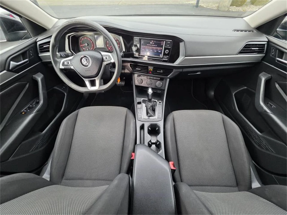 2019 Volkswagen A6 Jetta - Image 11 of 18