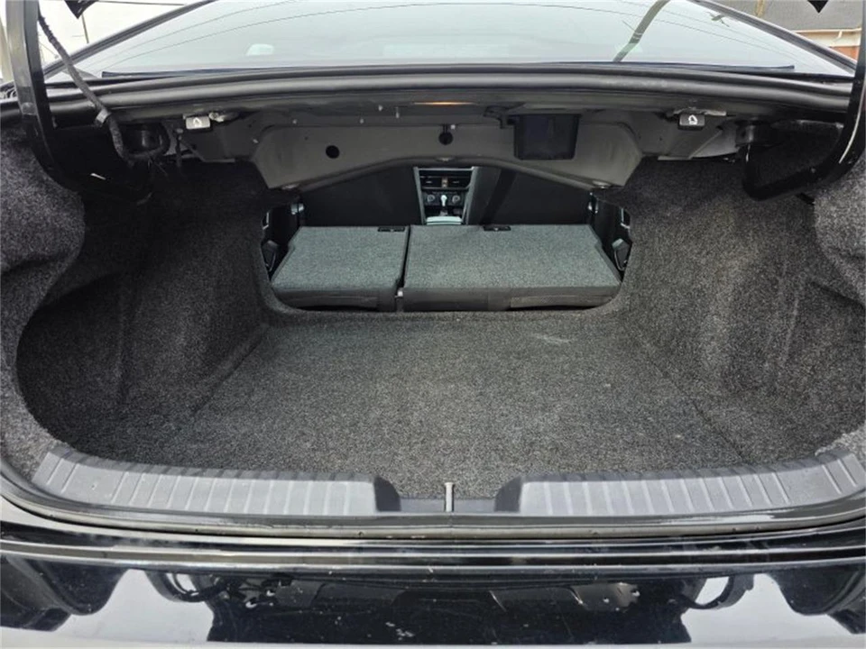 2019 Volkswagen A6 Jetta - Image 14 of 18