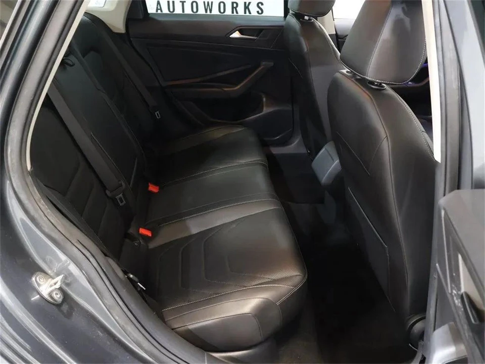 2019 Volkswagen A6 Jetta - Image 26 of 31