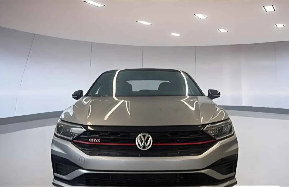 2019 Volkswagen A7 Jetta - Image 2 of 16
