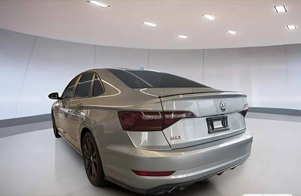 2019 Volkswagen A7 Jetta - Image 3 of 16