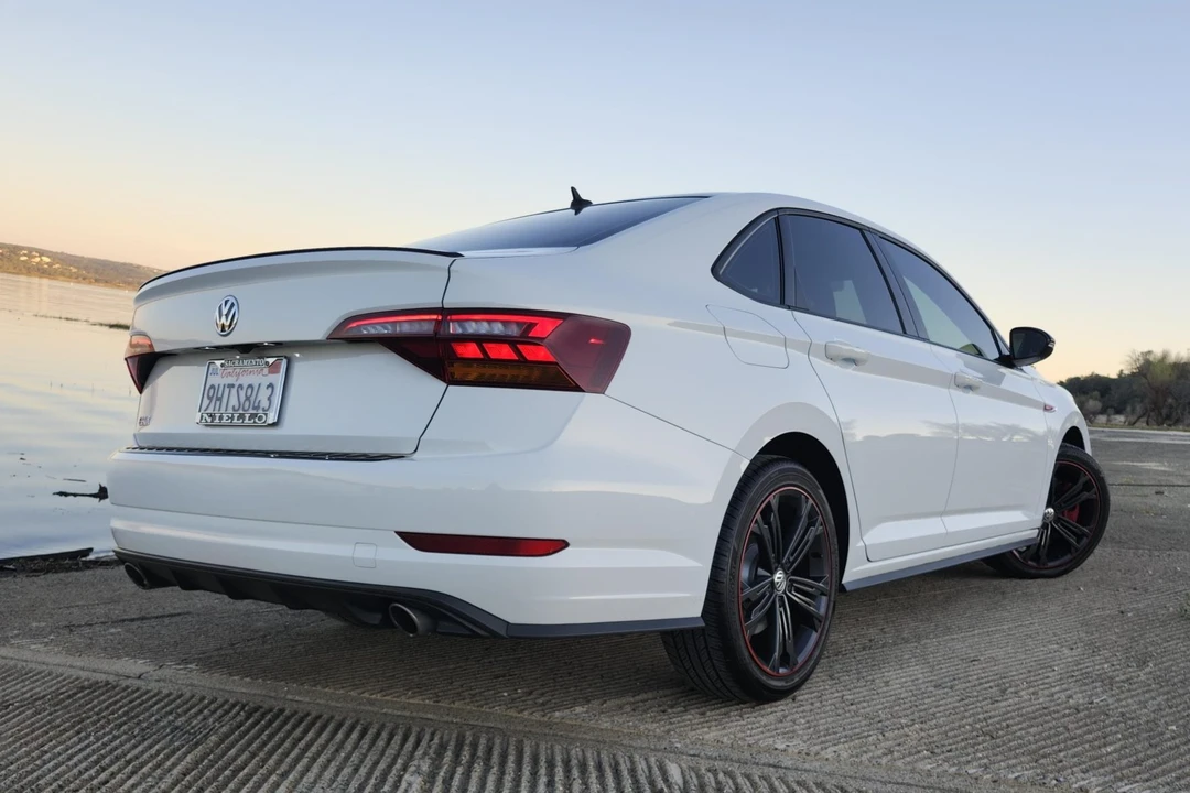 2019 Volkswagen A7 Jetta - Image 2 of 7