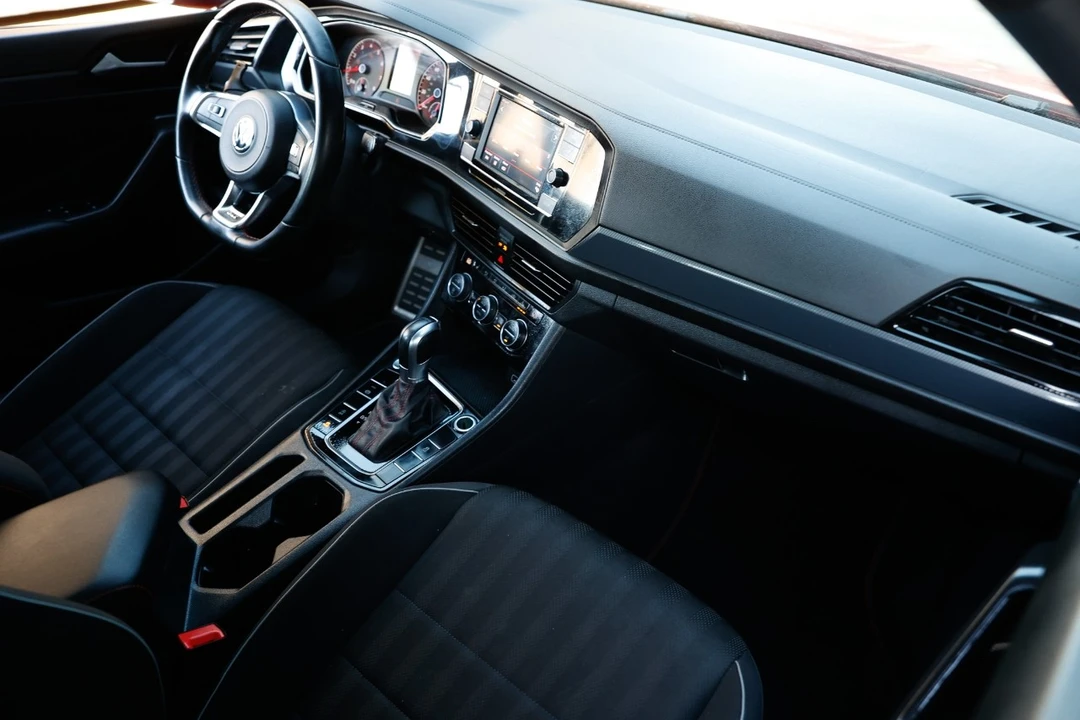 2019 Volkswagen A7 Jetta - Image 18 of 21