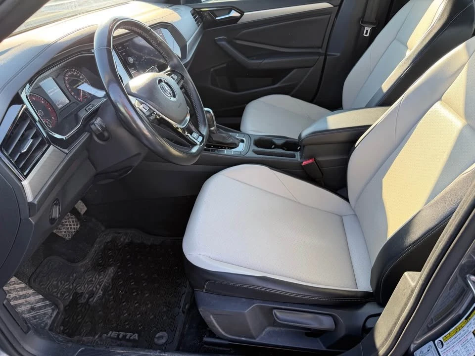 2019 Volkswagen A7 Jetta - Image 7 of 14